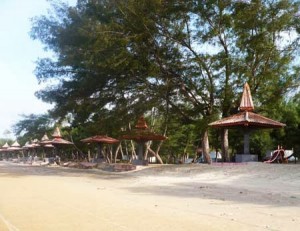 Pantai Lombang Madura