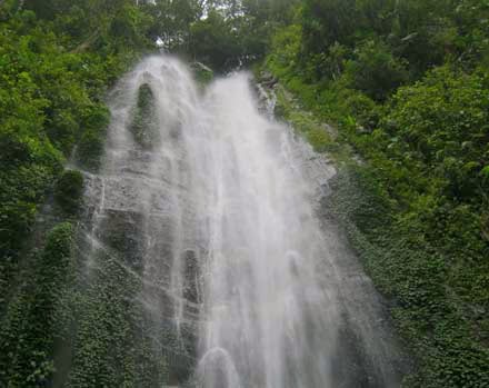 Air terjun Cibeureum Gunung Gede