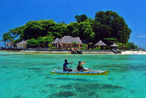 Samalona island indonesia