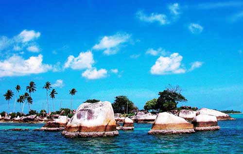 Pantai Tanjung Kelayang Bangka Belitung
