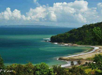 LIBURAN DI PANTAI SAWARNA BANTEN YANG KEREN | Tempat Wisata Terbaik Di