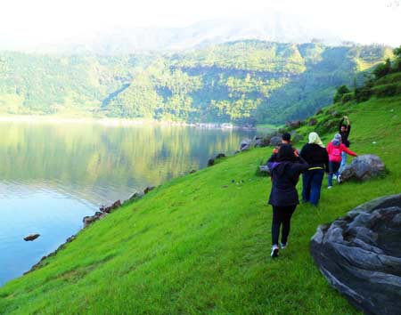 SISI LAIN TELAGA MENJER DIENG WONOSOBO | Tempat Wisata Terbaik Di Indonesia