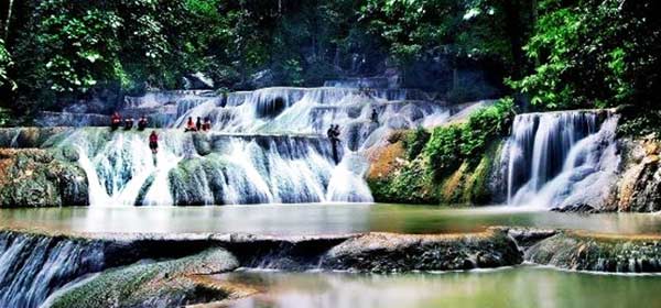 AIR TERJUN MORAMO TEMPAT MANDI BIDADARI LANGIT