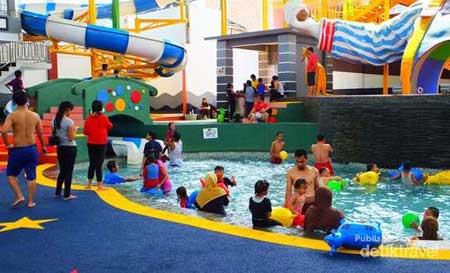 WAHANA SIRKUS WATERPLAY BEKASI, INDOOR WATERPARK - Tempat ...